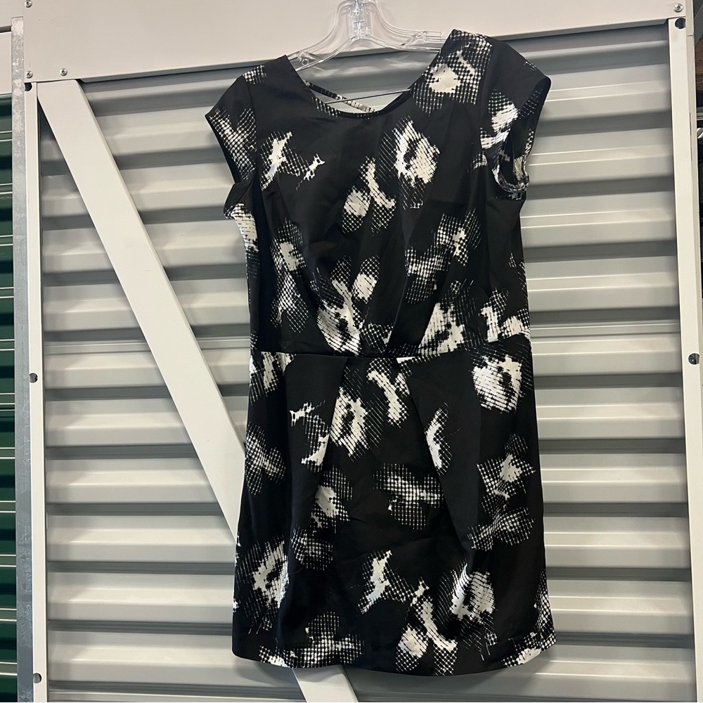 SILENCE & NOISE Urban Outfitters printed mini dress